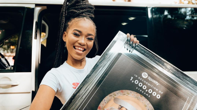 Zee Nxumalo 'Thula Mabota’ Hits 1 Million Spotify Streams